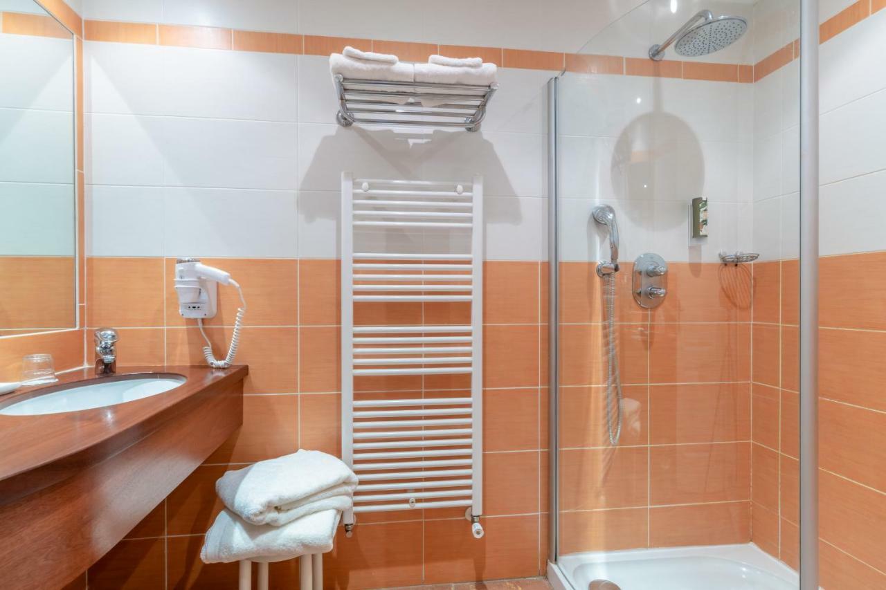 Auberge Du Poids Public Logis Hotel Saint-Félix-Lauragais Eksteriør billede
